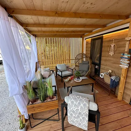 Sunny Mobil Home Biograd Na Moru Exteriör bild