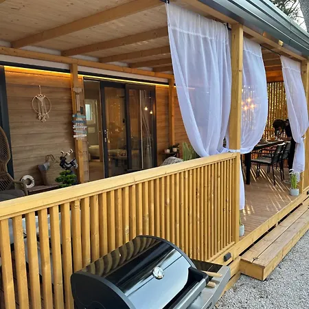 Sunny Mobil Home Biograd Na Moru Exteriör bild
